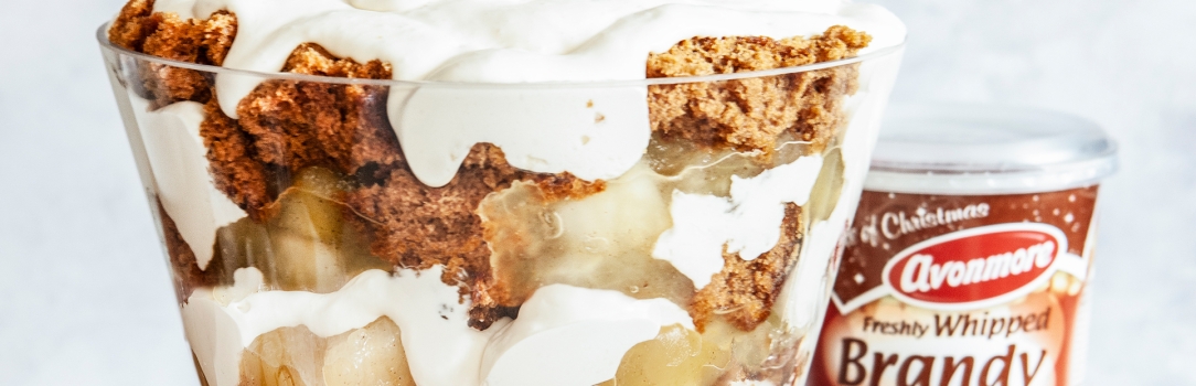 an image of gingerbread, apple and brandy cream
